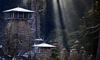 The Jageshwar Temple Complex has 125 temples. The Linga and Mahamritunjay Pooja started here.